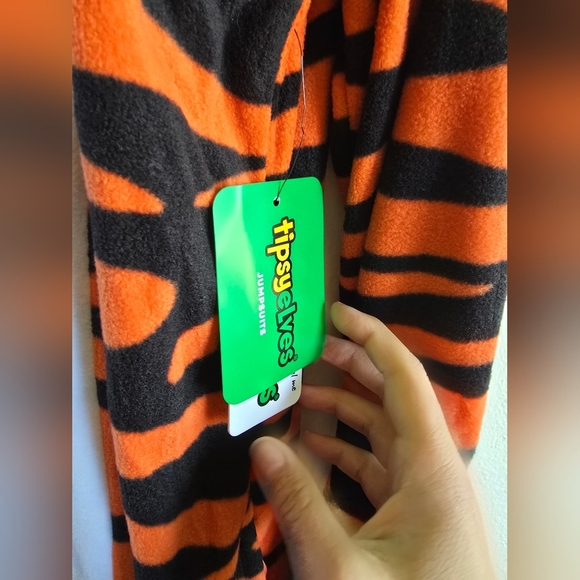 NWT! Tipsy Elves, Men's/Unisex Tiger Costume, Size XXL -MSRP $79.95 - Picture 14 of 15